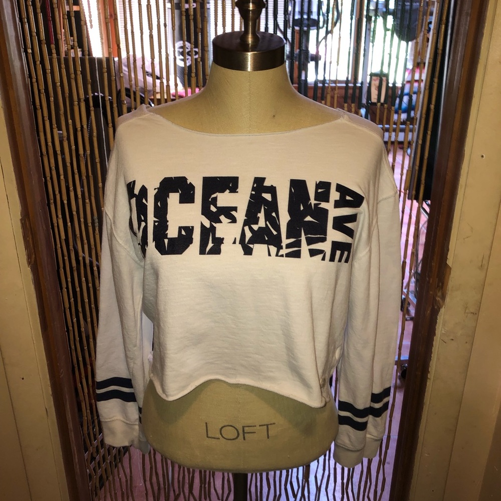 Crop Top Sweatshirt Womens Sz. Medium